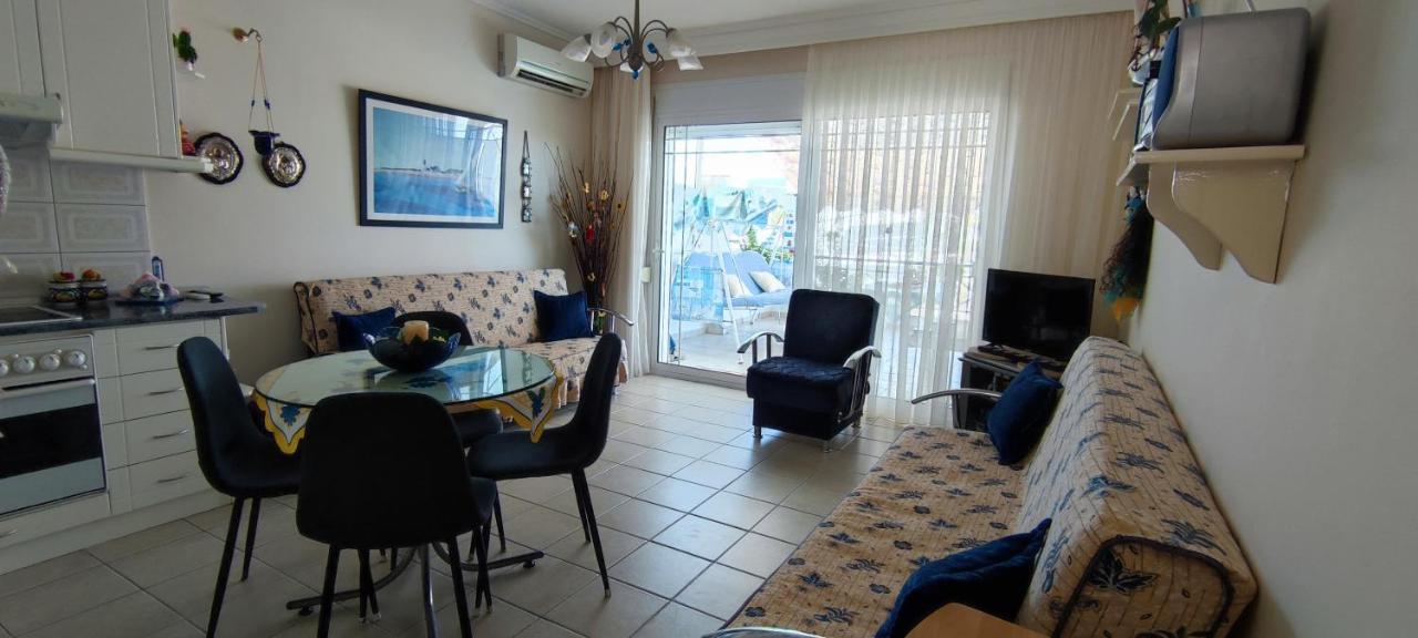 Sunflower Apartment Néa Péramos Exterior foto